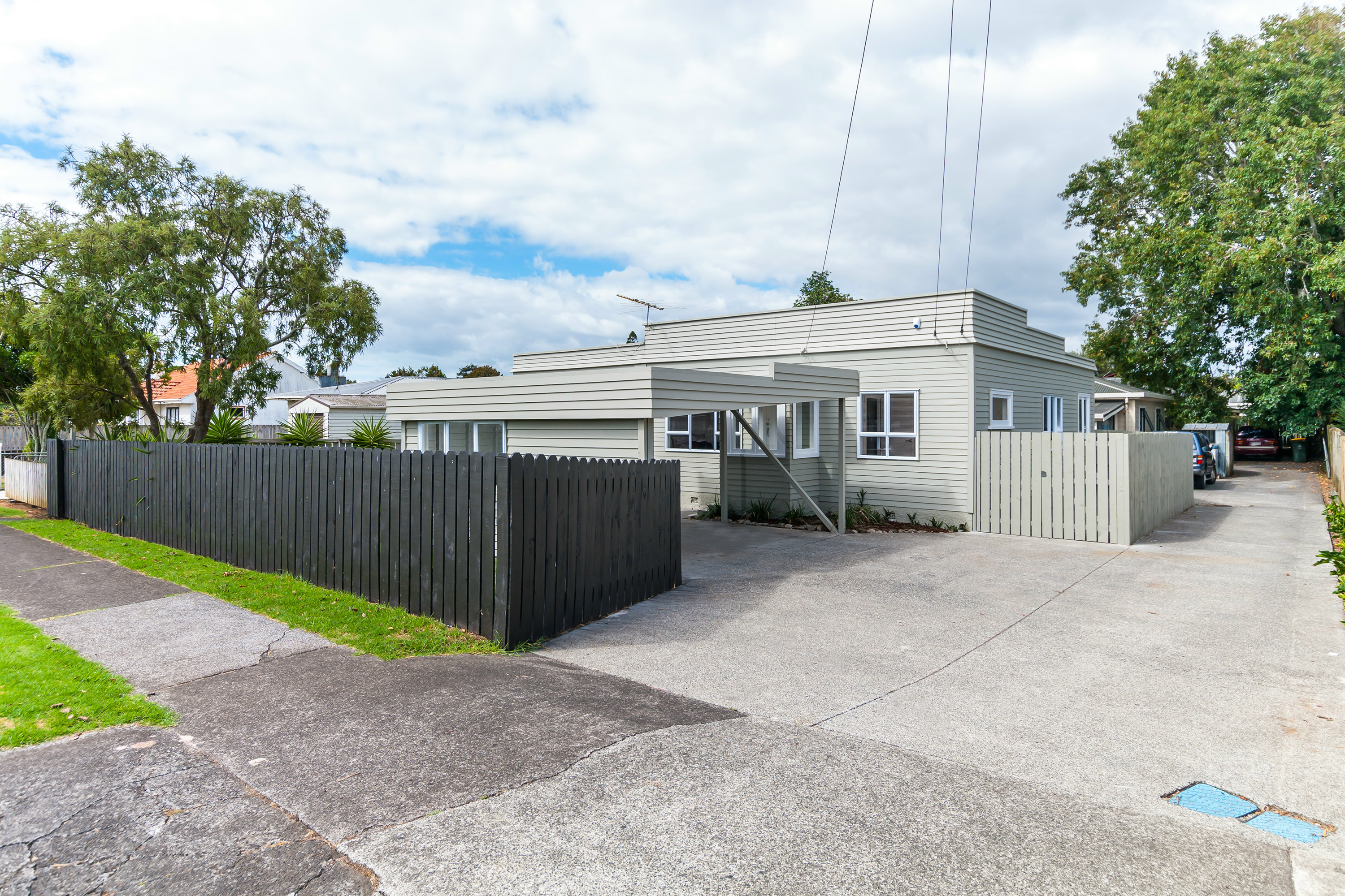 125 Cleek Rd Mangere East (2) Private Sale